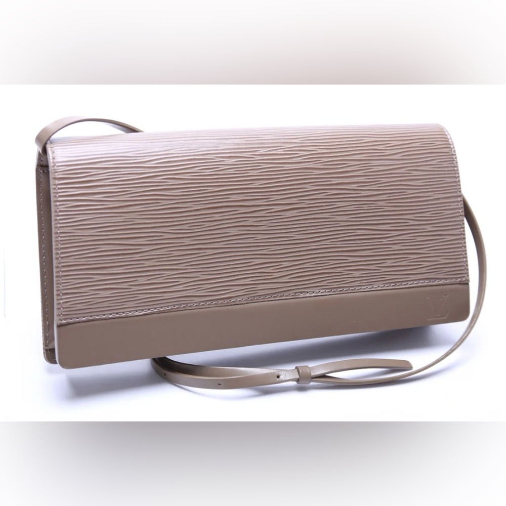 Louis Vuitton Epi Honfleur Brown Shoulder Bag